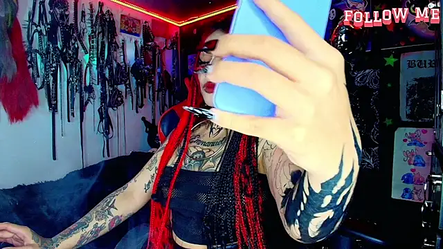 Snapshot of jannaink_ chatting on December 1, 12:48 am jannaink online show from December 1, 12:48 am