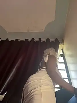 Cherrytowild online show from February 2, 6:45 am