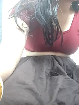 Snapshot of Aaradhya chatting on March 14, 4:21 am Aaradhya online show from March 14, 4:21 am