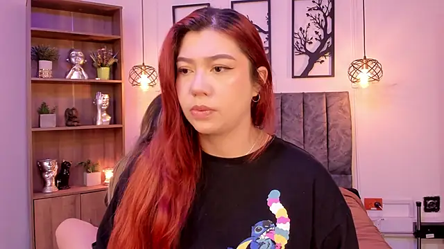 Snapshot of Andy_and_emma chatting on December 26, 12:49 pm Andy and emma online show from December 26, 12:49 pm