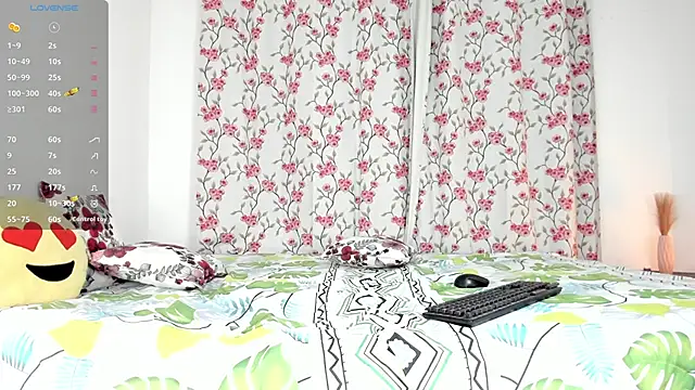 k sensual online show from December 17, 10:23 am