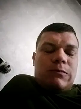 Snapshot of Kranik210 chatting on February 15, 11:45 pm Kranik210 online show from February 15, 11:45 pm