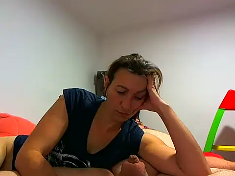 Snapshot of Kassandra_mike chatting on December 4, 7:39 am Kassandra mike online show from December 4, 7:39 am