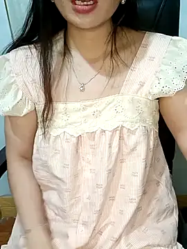 Blythe 69 online show from September 27, 12:21 pm