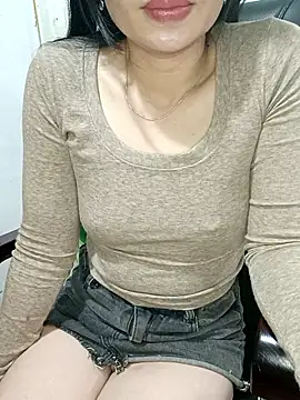 Blythe 69 online show from February 21, 11:28 pm