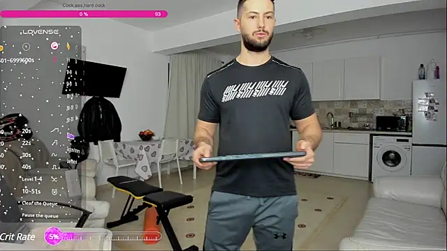 Snapshot of ZackFraser chatting on January 25, 5:07 am ZackFraser online show from January 25, 5:07 am