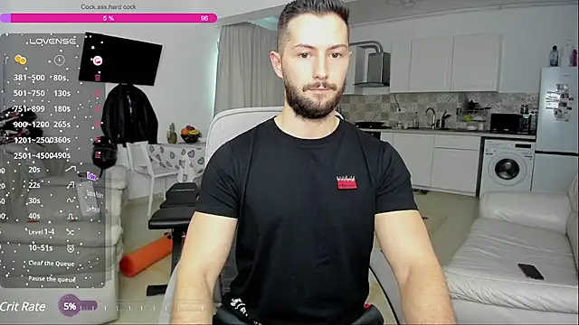 Snapshot of ZackFraser chatting on January 27, 11:22 am ZackFraser online show from January 27, 11:22 am