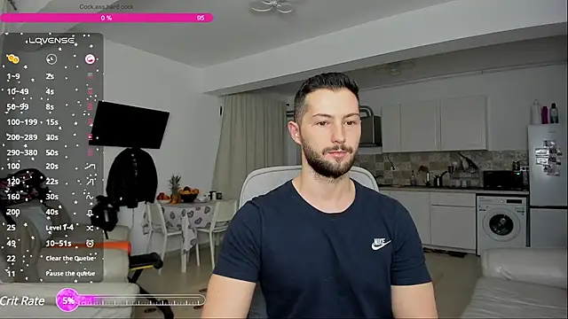 Snapshot of ZackFraser chatting on February 17, 5:14 am ZackFraser online show from February 17, 5:14 am