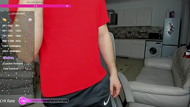 Snapshot of ZackFraser chatting on March 12, 5:13 am ZackFraser online show from March 12, 5:13 am