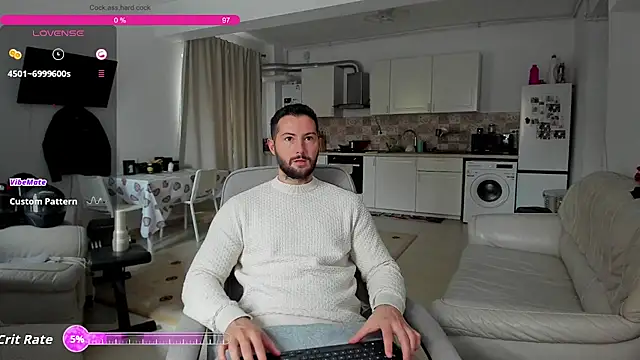 Snapshot of ZackFraser chatting on October 14, 7:42 am ZackFraser online show from October 14, 7:42 am