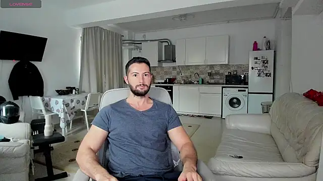 Snapshot of ZackFraser chatting on October 15, 6:02 am ZackFraser online show from October 15, 6:02 am