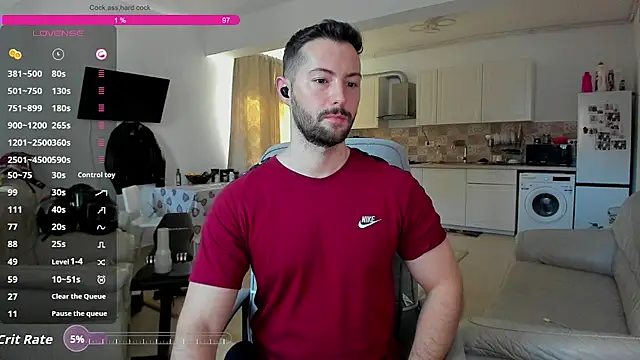 Snapshot of ZackFraser chatting on October 25, 8:55 am ZackFraser online show from October 25, 8:55 am