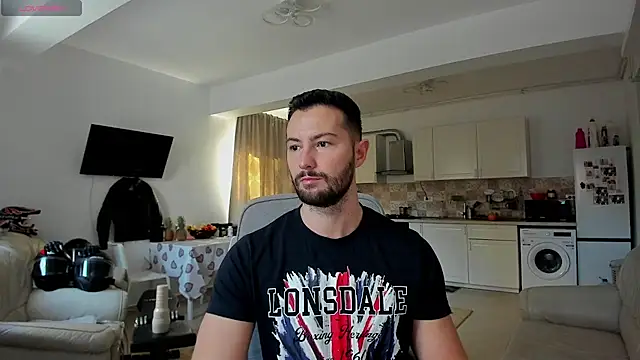 Snapshot of ZackFraser chatting on October 28, 9:24 am ZackFraser online show from October 28, 9:24 am