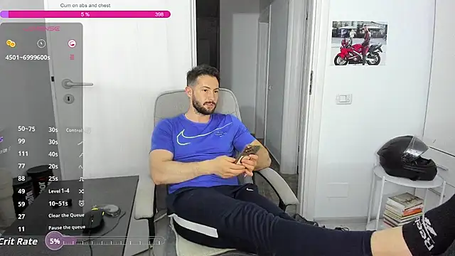 ZackFraser online show from June 2, 9:06 pm