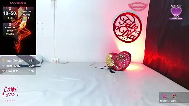 cleopatraa online show from February 18, 2:27 am