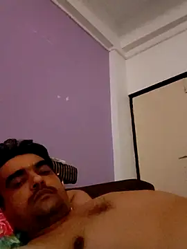 suton1 online show from April 26, 11:30 am