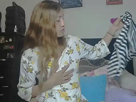 valerivegass online show from November 24, 2:17 pm