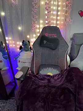 Angel-Lewd-Cake online show from February 26, 8:41 pm