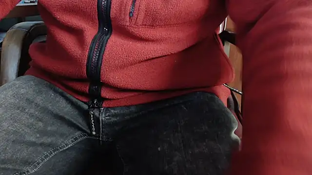 smoothandtiny online show from March 10, 8:37 am