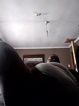 MATUREBUSSTY online show from January 18, 6:06 am