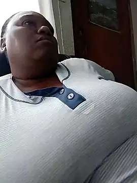 MATUREBUSSTY online show from February 15, 12:14 pm