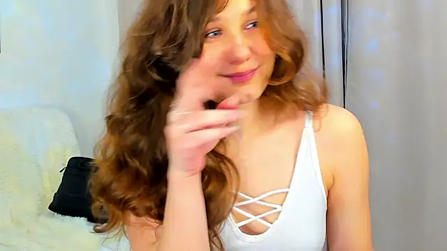 Snapshot of Charlotte_wow chatting on December 4, 8:51 pm Charlotte wow online show from December 4, 8:51 pm