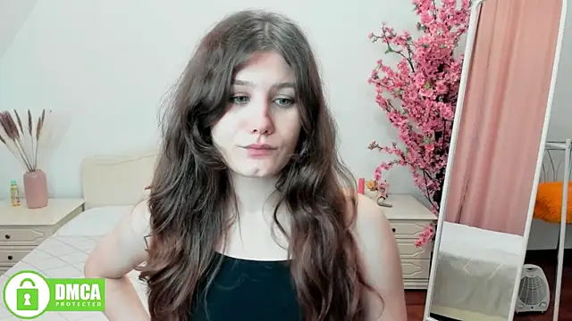 Snapshot of Charlotte_wow chatting on December 6, 12:27 pm Charlotte wow online show from December 6, 12:27 pm