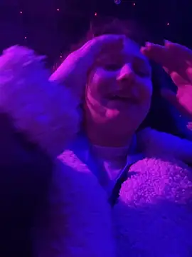 Charlotte wow online show from April 22, 3:24 pm