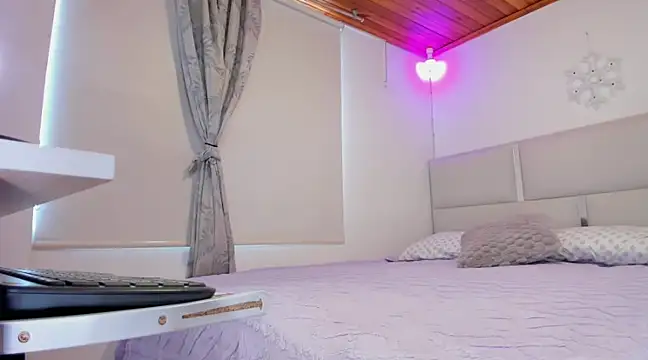 tierra n online show from December 24, 6:28 pm