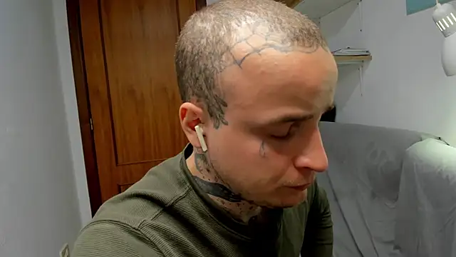 layneinchains online show from April 2, 1:09 pm