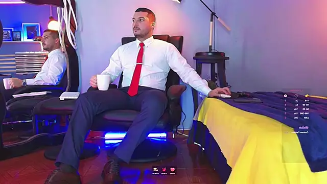 Snapshot of HenryBenso chatting on January 31, 10:42 am HenryBenso online show from January 31, 10:42 am