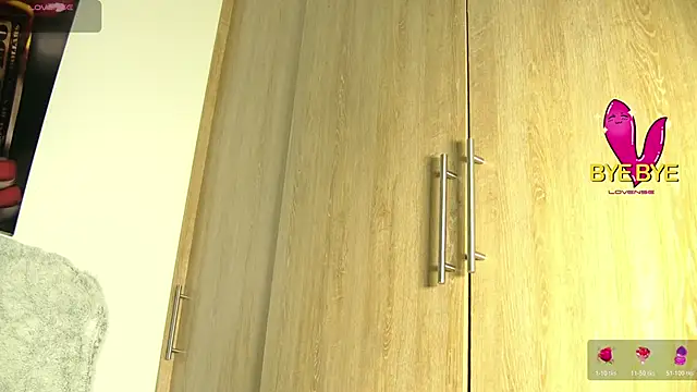 aidaadams online show from November 5, 11:43 am