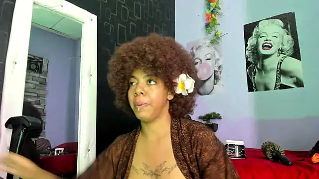 Alika01 online show from February 13, 1:15 pm