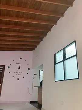 NicholScully online show from March 17, 9:51 pm