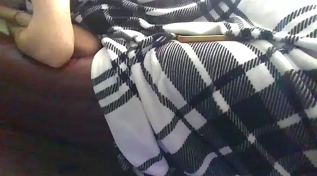 Snapshot of sdmsilver1983 chatting on March 11, 1:45 pm sdmsilver1983 online show from March 11, 1:45 pm