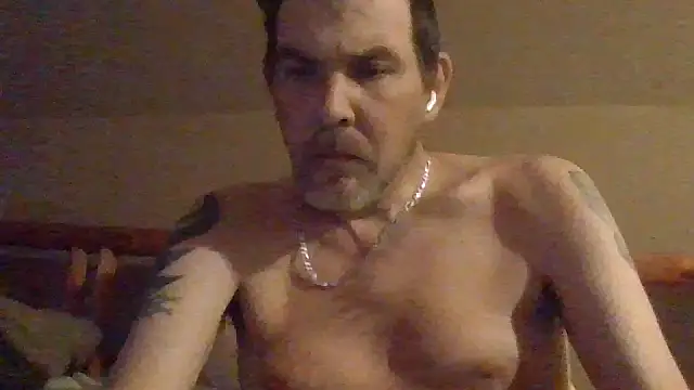 Snapshot of sdmsilver1983 chatting on October 5, 1:20 pm sdmsilver1983 online show from October 5, 1:20 pm