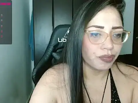 natashasmithe online show from January 31, 7:07 am