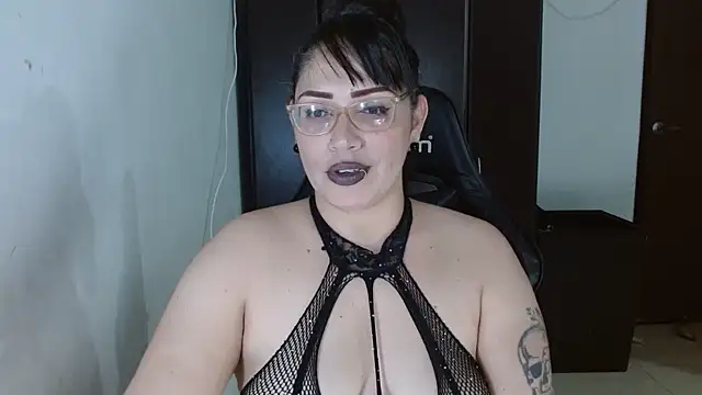 natashasmithe online show from December 20, 11:56 pm