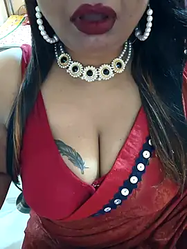 Snapshot of YR-SHIVANI chatting on February 3, 7:07 am YR-SHIVANI online show from February 3, 7:07 am