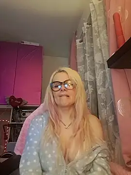 Angeldevilus online show from February 2, 12:19 am