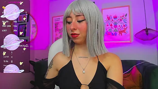 Snapshot of _cloe_martinez chatting on December 3, 6:37 am cloe martinez online show from December 3, 6:37 am