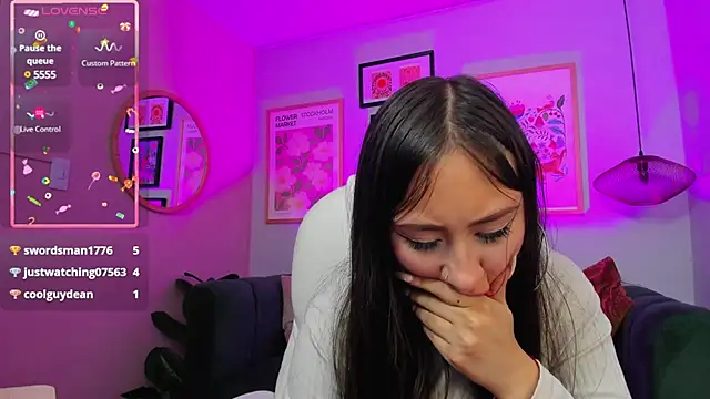 Snapshot of _cloe_martinez chatting on December 10, 3:52 am cloe martinez online show from December 10, 3:52 am