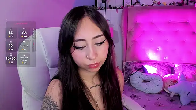 Snapshot of _cloe_martinez chatting on March 9, 12:10 am cloe martinez online show from March 9, 12:10 am