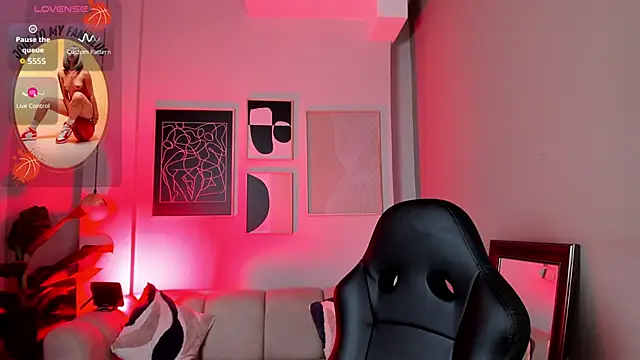 Snapshot of _cloe_martinez chatting on September 20, 11:17 pm cloe martinez online show from September 20, 11:17 pm