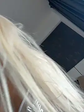 violettabunny03 online show from February 3, 1:04 am