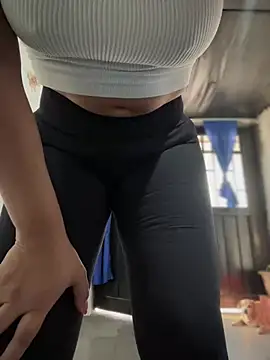 Natalia Cleark09 online show from February 9, 10:00 pm