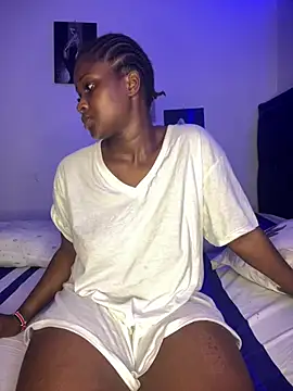 t-Booty risky  online show from December 19, 9:38 pm