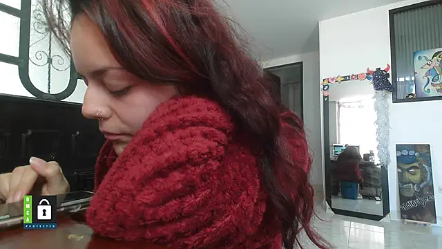 Scarletleon77 online show from October 23, 1:32 pm