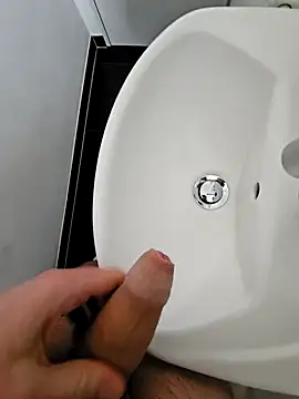 Snapshot of thesmiledoc chatting on February 9, 11:36 am thesmiledoc online show from February 9, 11:36 am