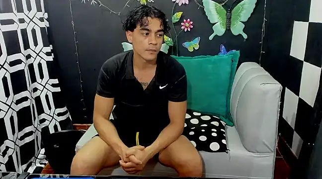 Brunocuttie94 online show from January 29, 6:28 pm